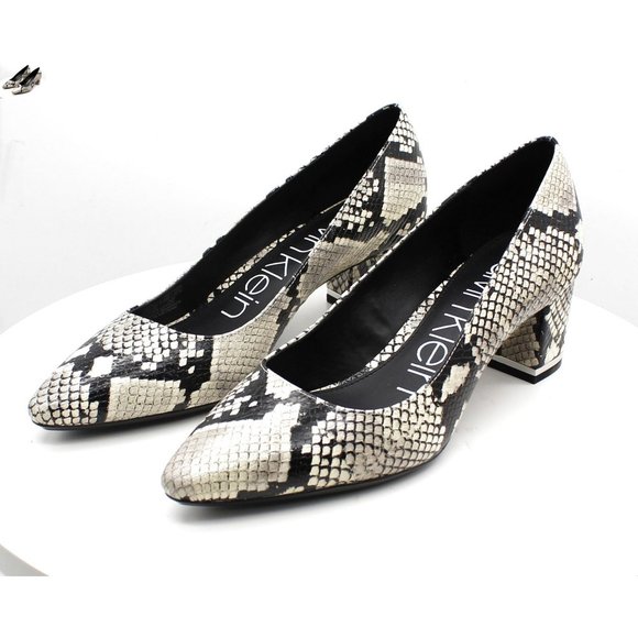 Calvin Klein Women's Pumps BLACK/WHITE - Black & White Snake-Embossed Pointed-To - Picture 6 of 8